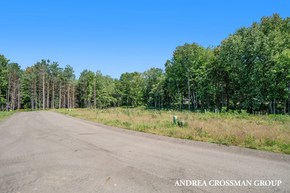 17424 Bellgate Lane #2 Spring Lake, MI 49456