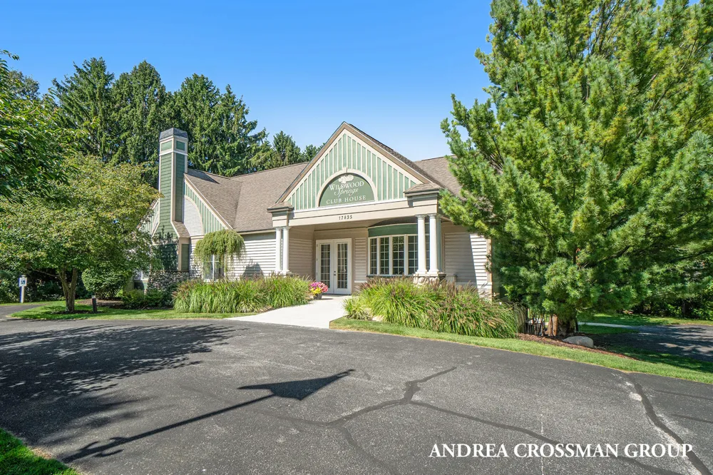 18124 Newgate Lane #17 Spring Lake, MI 49456