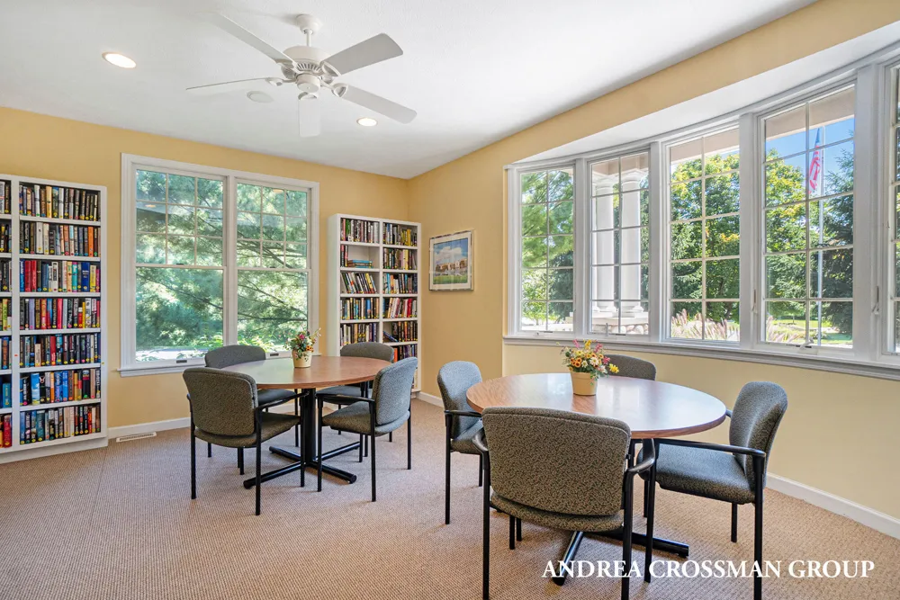 18124 Newgate Lane #17 Spring Lake, MI 49456