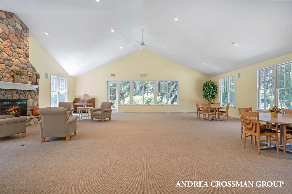 18144 Newgate Lane #15 Spring Lake, MI 49456