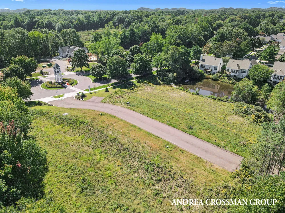 18136 Newgate Lane #16 Spring Lake, MI 49456