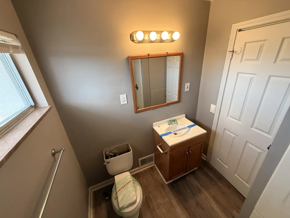 8134 Hudson Avenue Warren, MI 48089