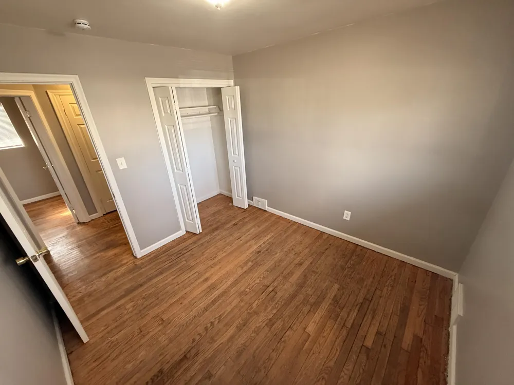 8134 Hudson Avenue Warren, MI 48089
