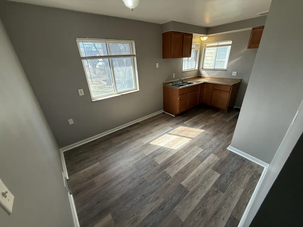8134 Hudson Avenue Warren, MI 48089