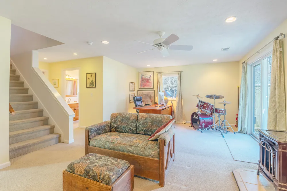 319 S Union Street Douglas, MI 49406