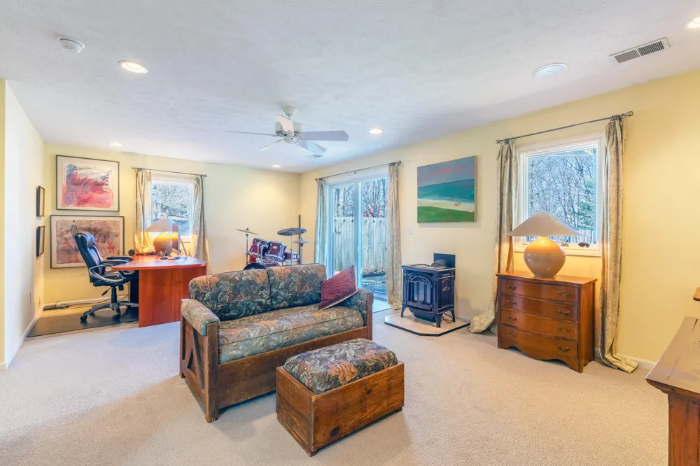 319 S Union Street Douglas, MI 49406