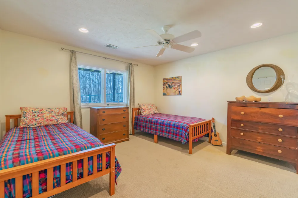 319 S Union Street Douglas, MI 49406