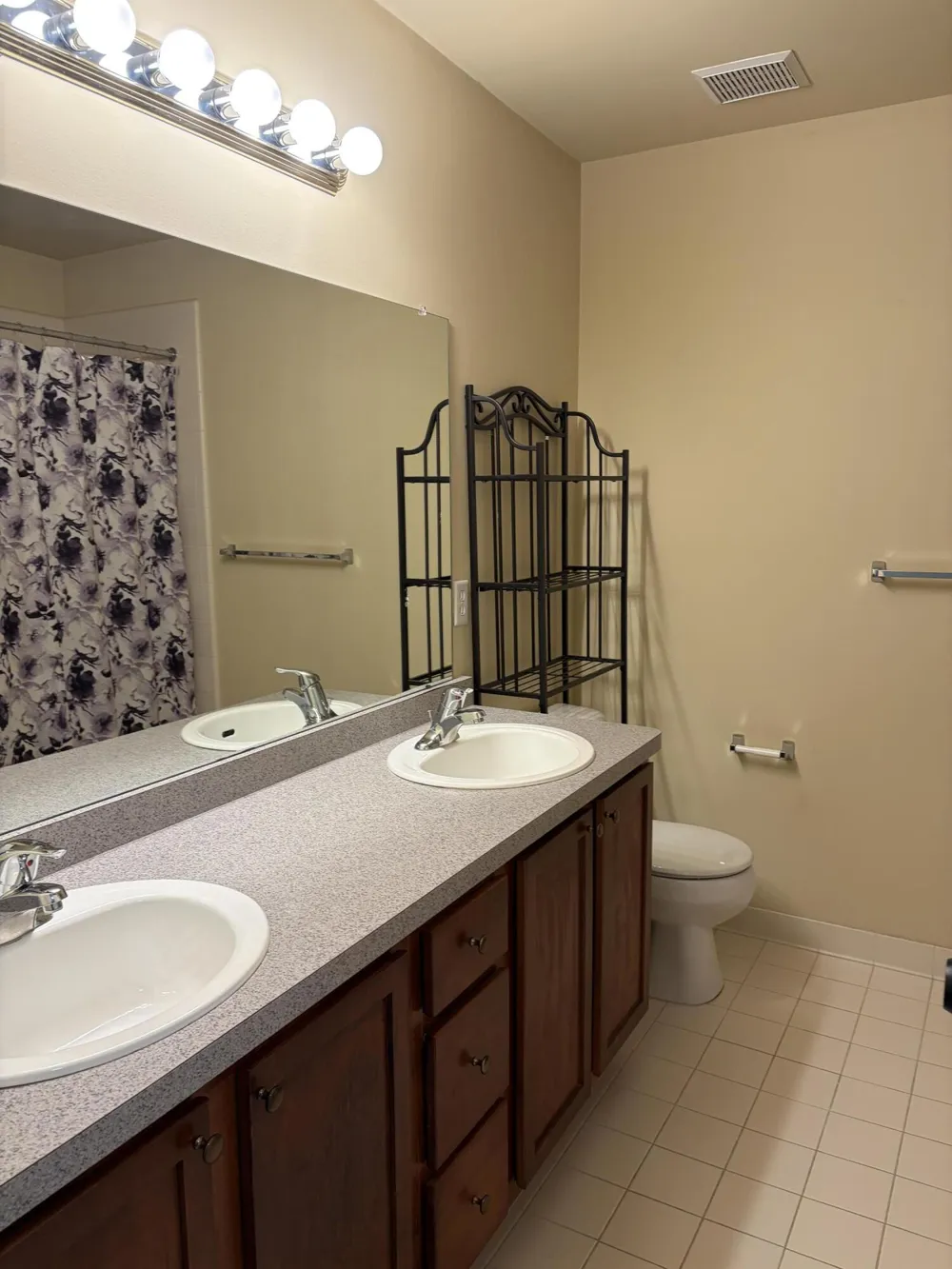 5702 Hampshire Lane Ypsilanti, MI 48197