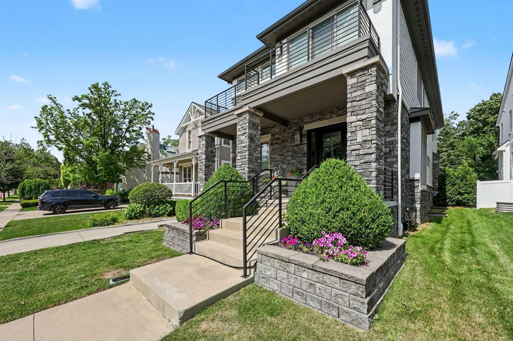 484 Park Street Birmingham, MI 48009