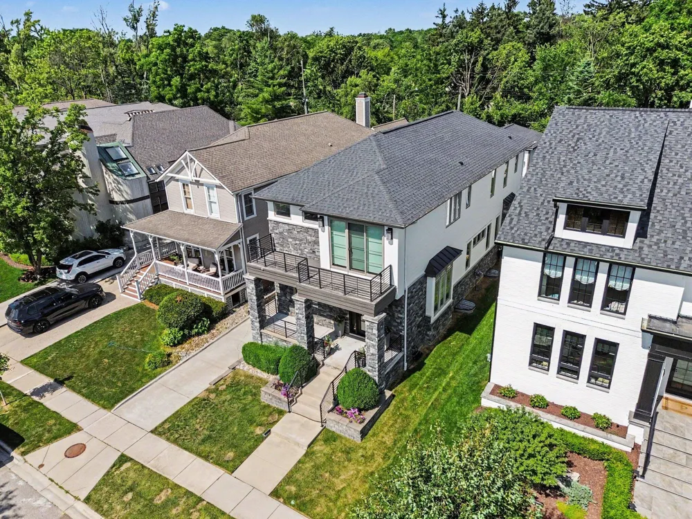 484 Park Street Birmingham, MI 48009