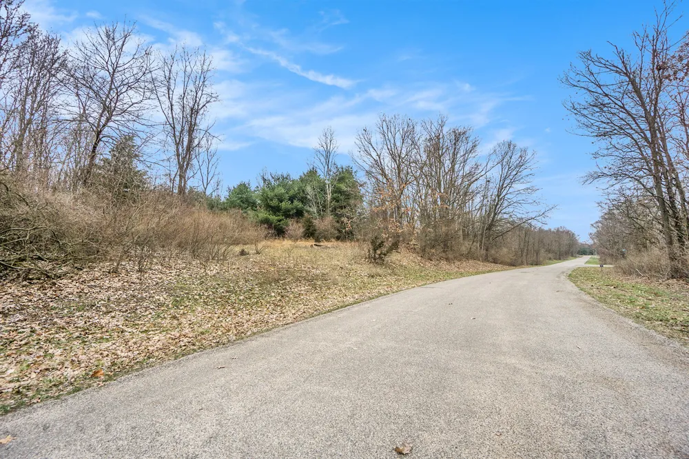 6 Highfield Road Three Rivers, MI 49093