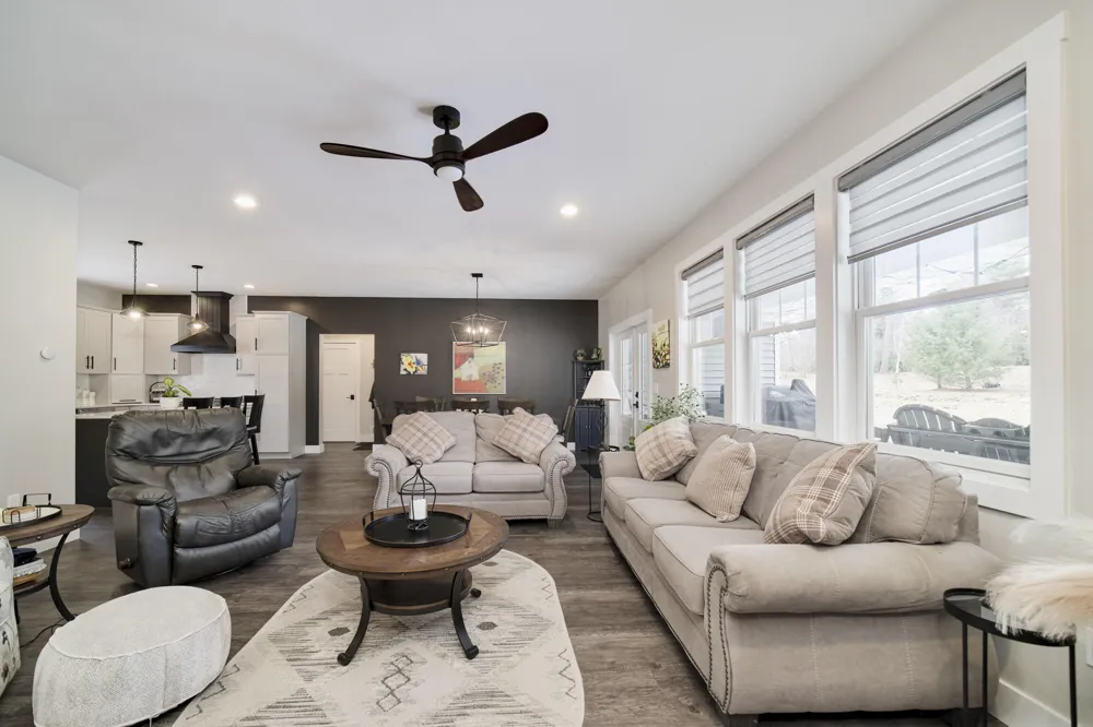 10201 Opal Ridge Drive Onekama, MI 49675