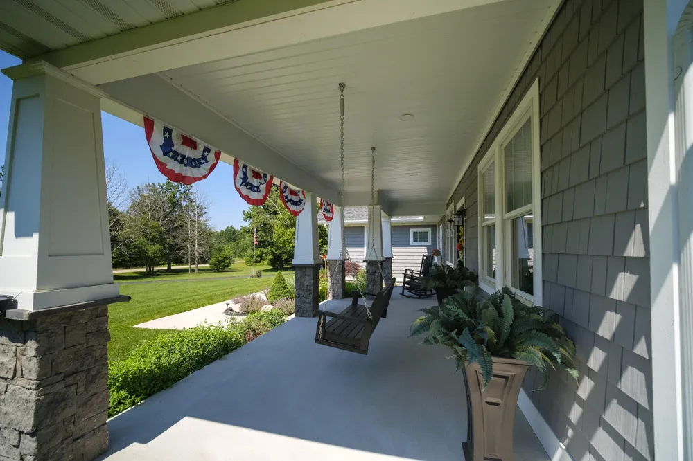 10201 Opal Ridge Drive Onekama, MI 49675