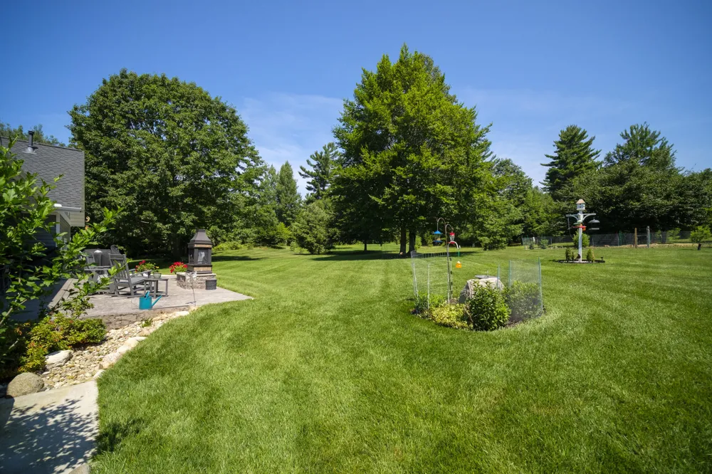 10201 Opal Ridge Drive Onekama, MI 49675