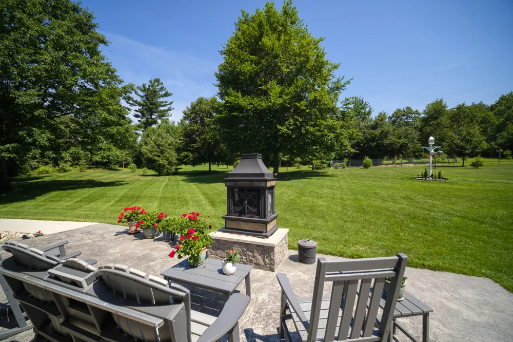 10201 Opal Ridge Drive Onekama, MI 49675