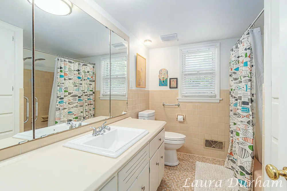 526 Butler Street Saugatuck, MI 49453