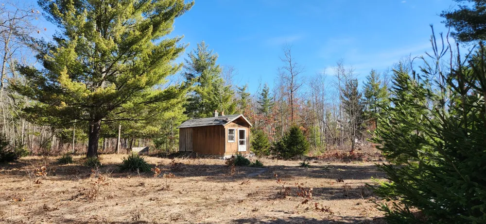 7746 Woodbridge Road White Cloud, MI 49349