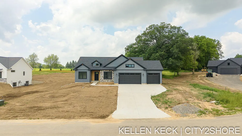 11339 Bancroft Way SE Alto, MI 49302