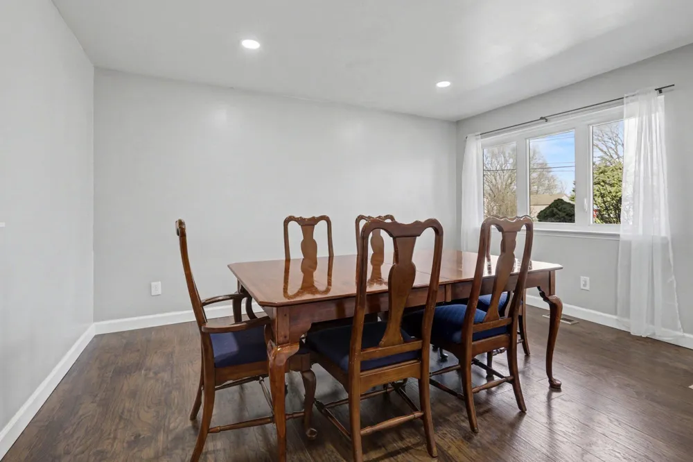 1567 Marlowe Street Canton, MI 48187