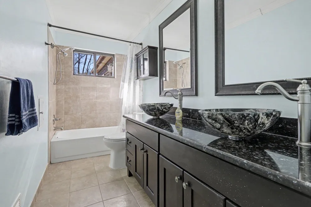 1567 Marlowe Street Canton, MI 48187