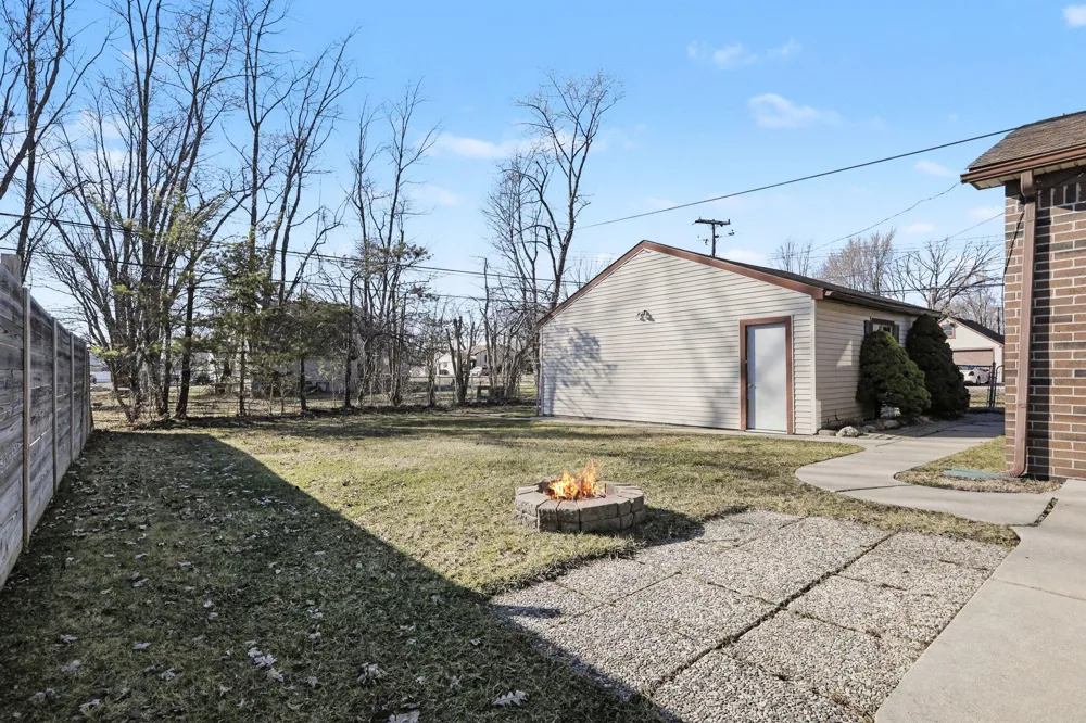 1567 Marlowe Street Canton, MI 48187