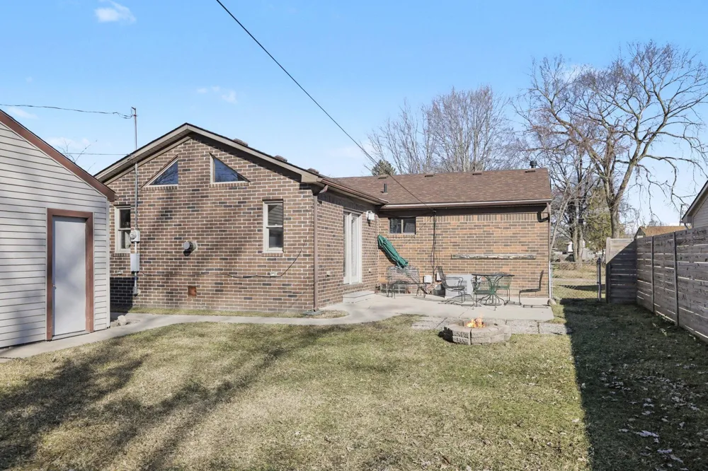 1567 Marlowe Street Canton, MI 48187