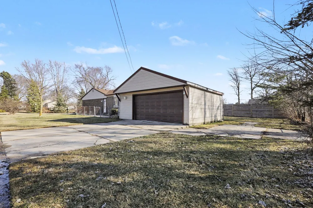 1567 Marlowe Street Canton, MI 48187
