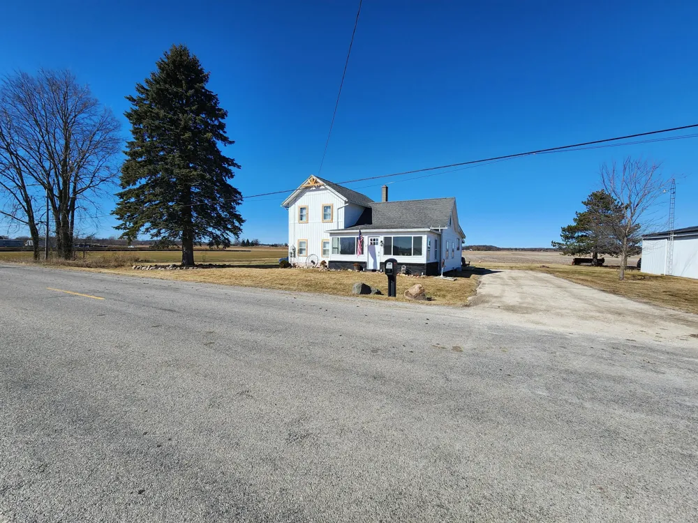 6584 Holloway Road Britton, MI 49229