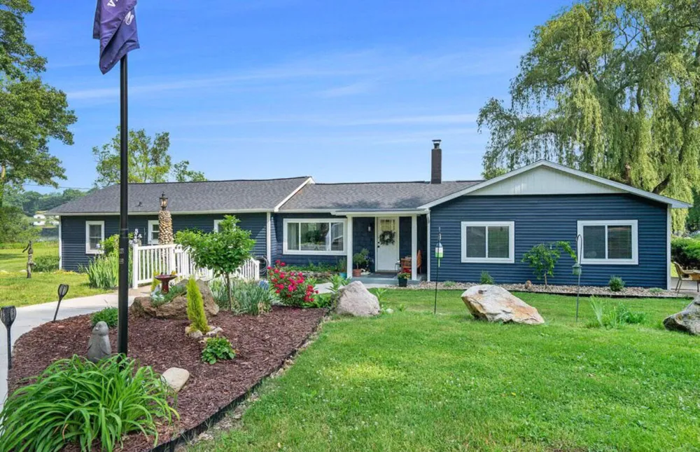 30994 US-12 Sturgis, MI 49091