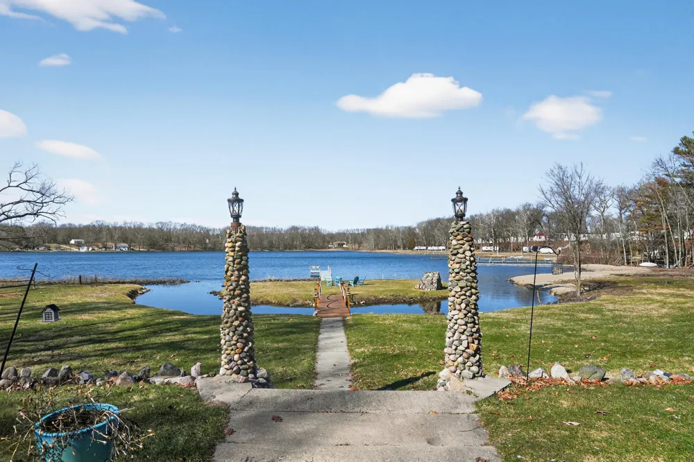 30994 US-12 Sturgis, MI 49091