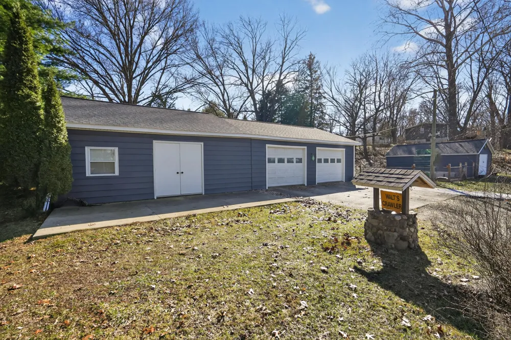 30994 US-12 Sturgis, MI 49091