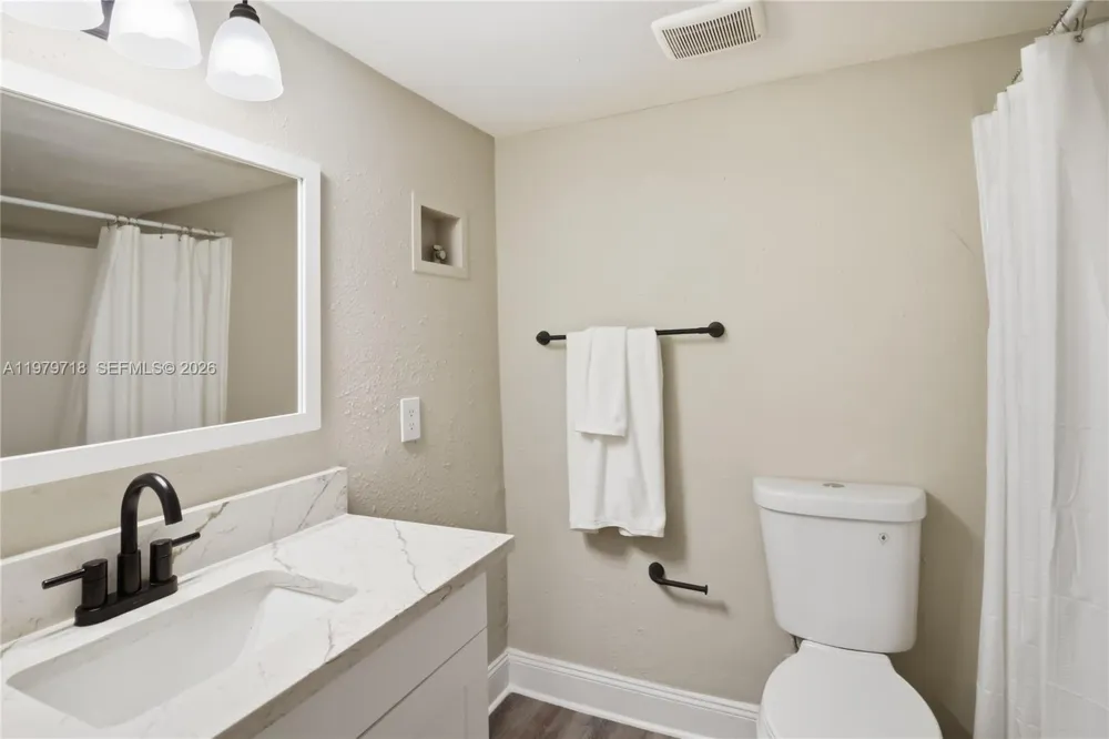 127 Oyster Bay #110 Other City - In The State Of Florida, FL 32701
