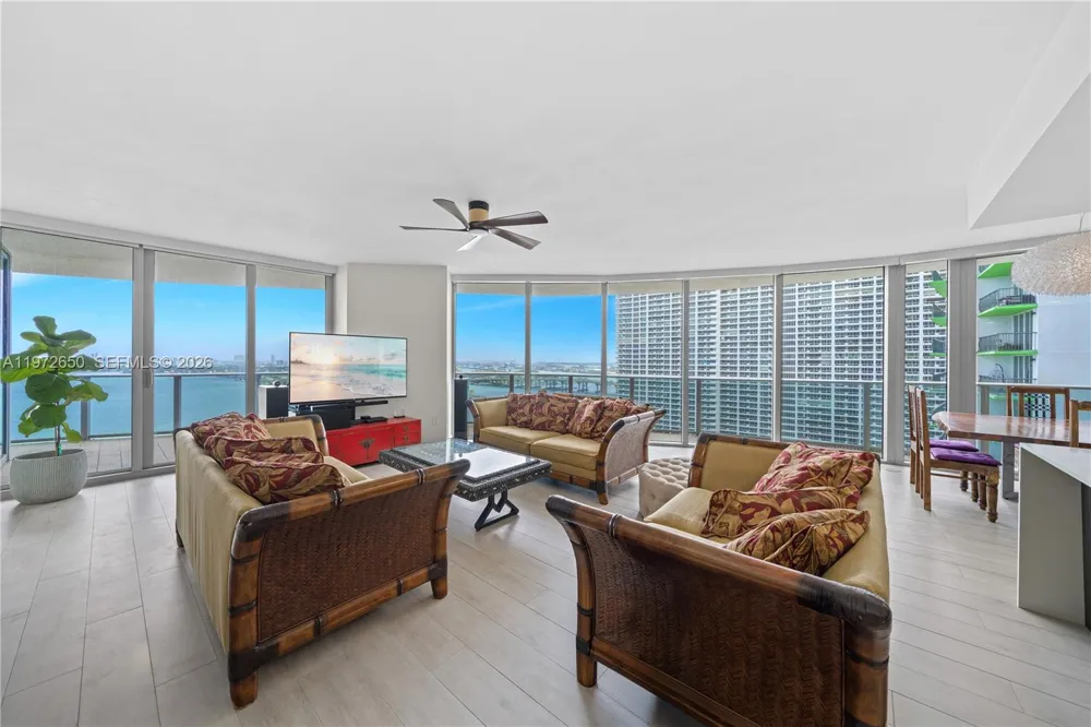 488 NE 18th St #2112 Miami, FL 33132