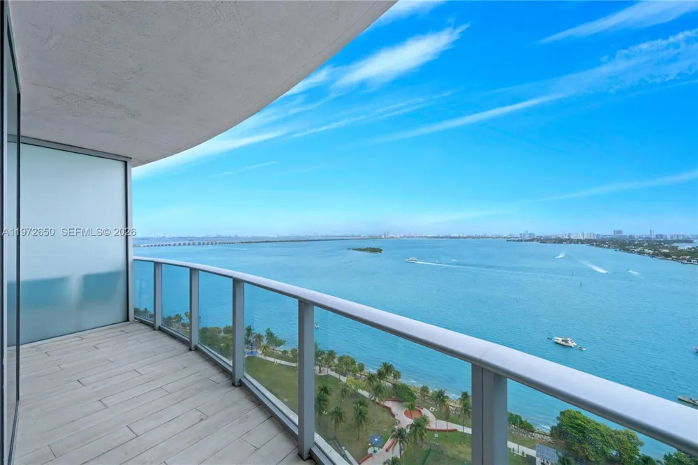 488 NE 18th St #2112 Miami, FL 33132