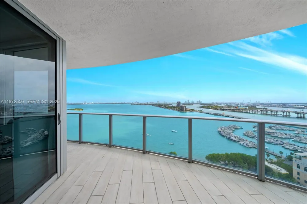488 NE 18th St #2112 Miami, FL 33132