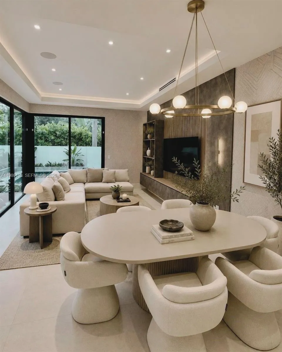 2710 S Le Jeune Rd Coral Gables, FL 33134