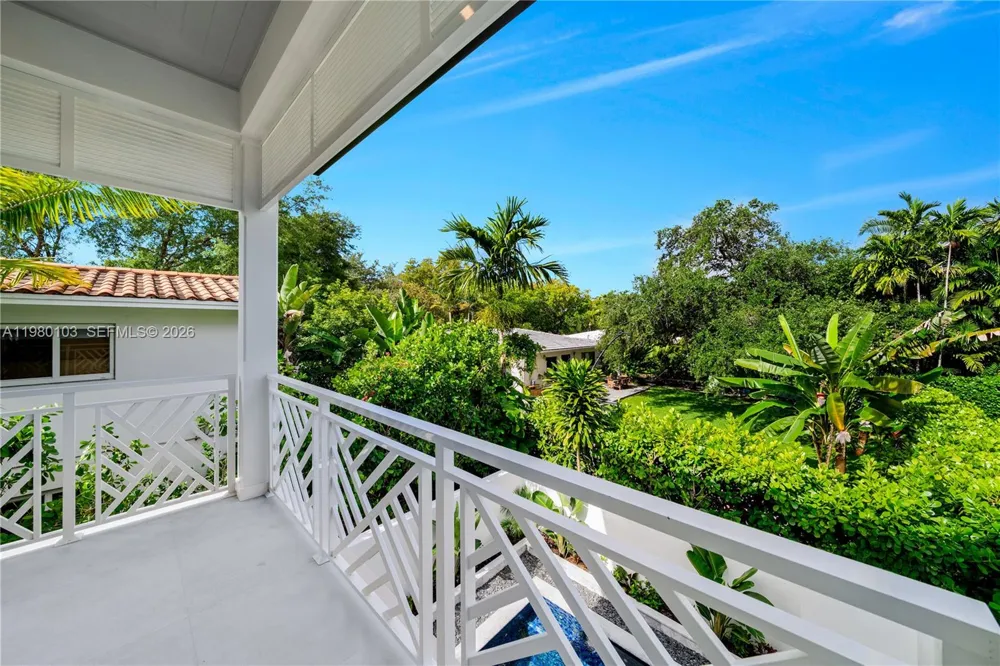 2710 S Le Jeune Rd Coral Gables, FL 33134