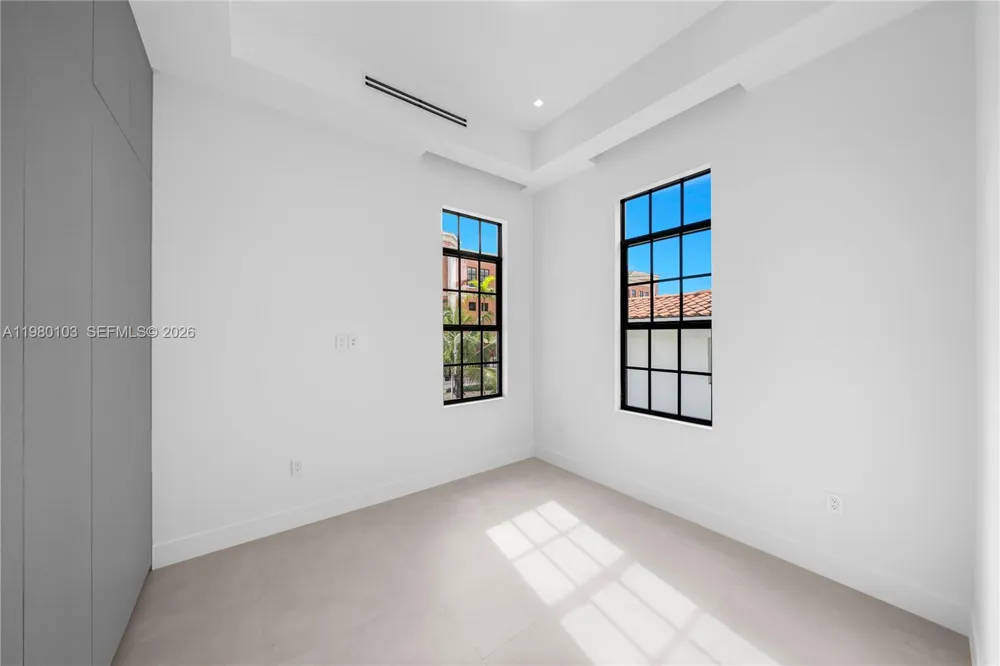 2710 S Le Jeune Rd Coral Gables, FL 33134