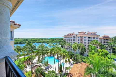 13637 Deering Bay Dr #261