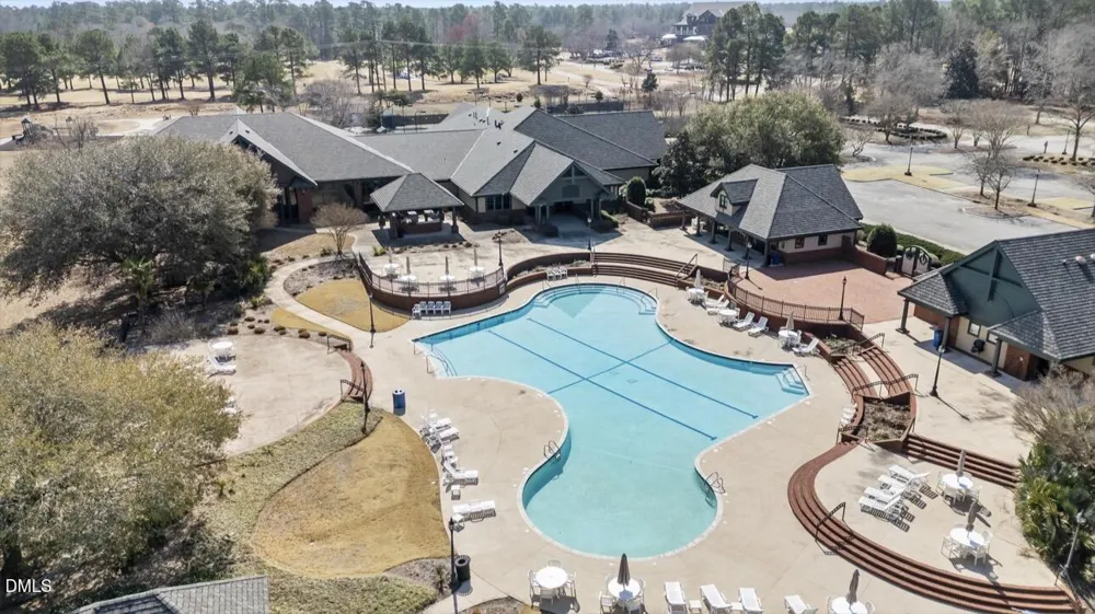 121 W Grandiflora Drive Wallace, NC 28466