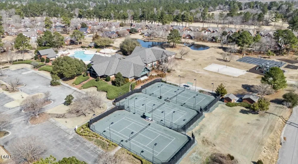 121 W Grandiflora Drive Wallace, NC 28466