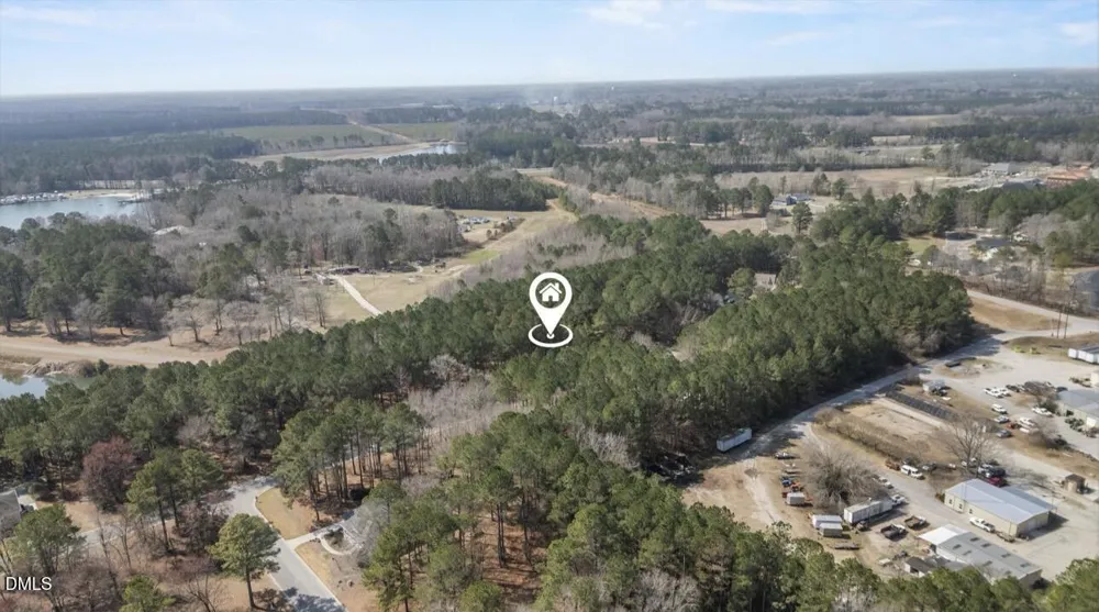 121 W Grandiflora Drive Wallace, NC 28466