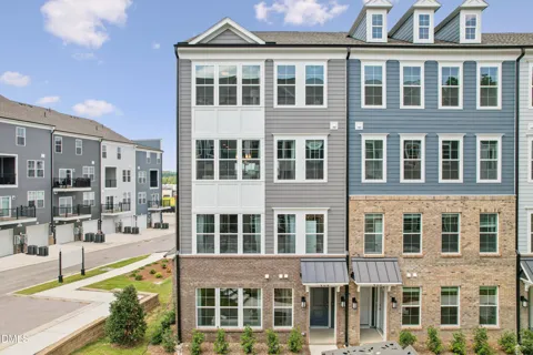 424 Gaston Park Lane #200