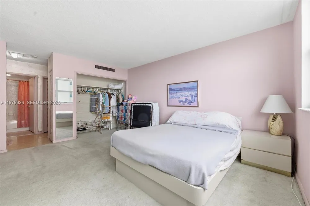 9225 Collins Ave #610 Surfside, FL 33154