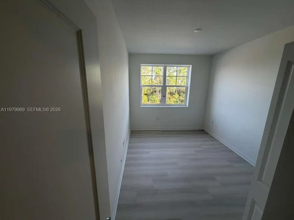 5587 MILLENIA PARK BLVD #206 Orlando, FL 32839