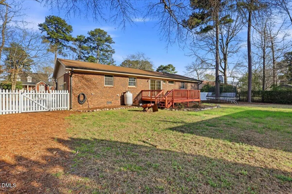 133 Crescent Street Pine Level, NC 27569