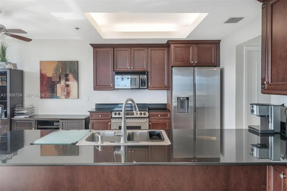 300 Three Islands Blvd #PH4A Hallandale Beach, FL 33009