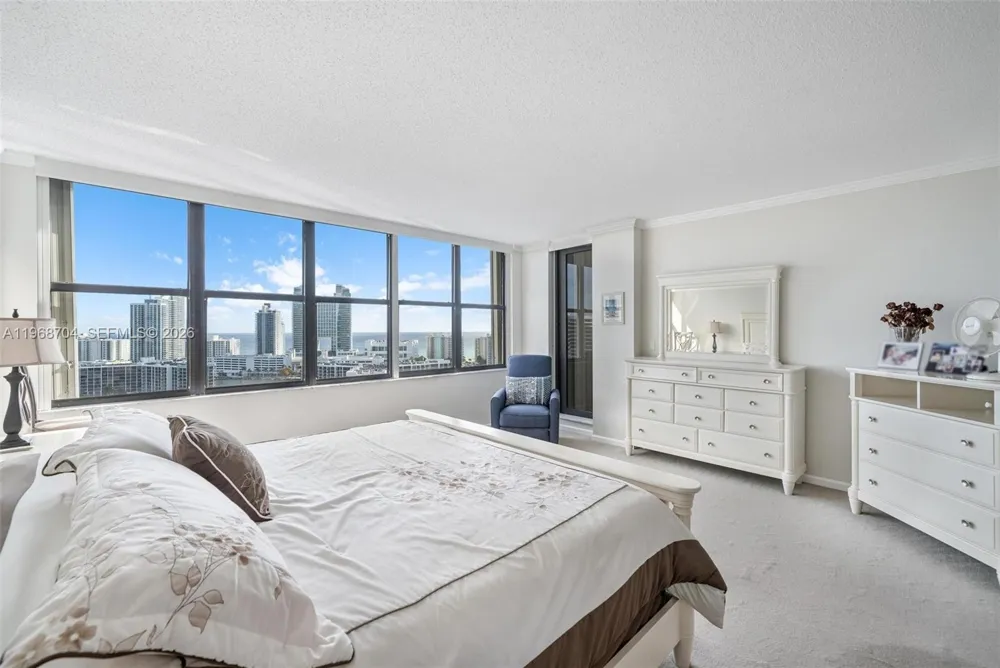 300 Three Islands Blvd #PH4A Hallandale Beach, FL 33009