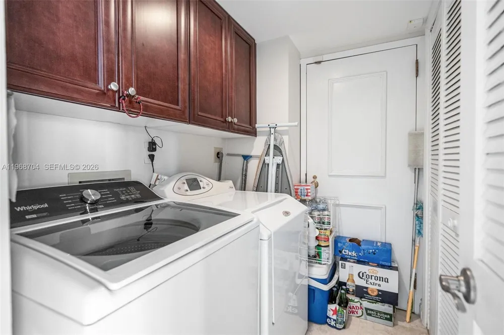 300 Three Islands Blvd #PH4A Hallandale Beach, FL 33009