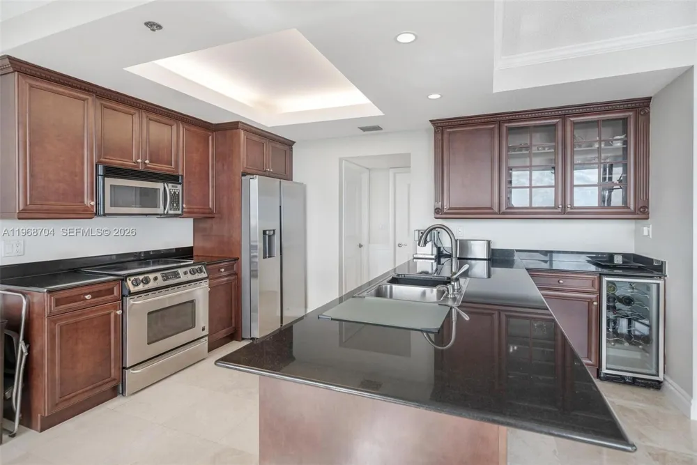 300 Three Islands Blvd #PH4A Hallandale Beach, FL 33009